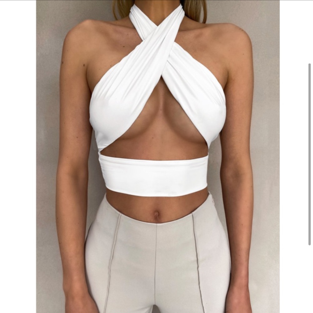 White wrap up top